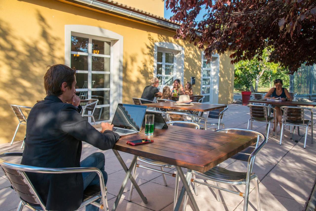 Ibis Manosque Cadarache 호텔 외부 사진