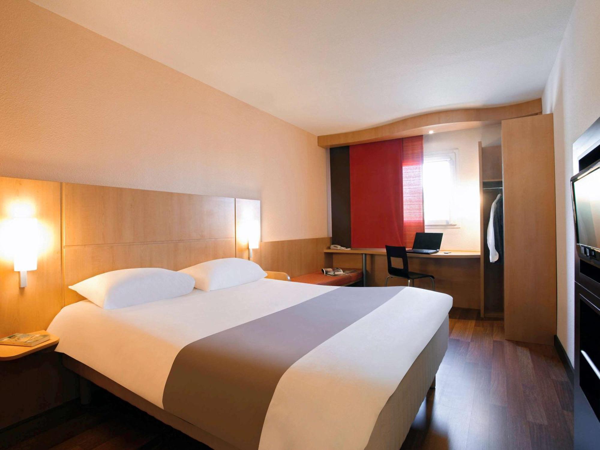 Ibis Manosque Cadarache 호텔 외부 사진